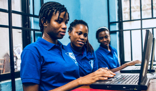 The struggles of Nigeria's internet industry