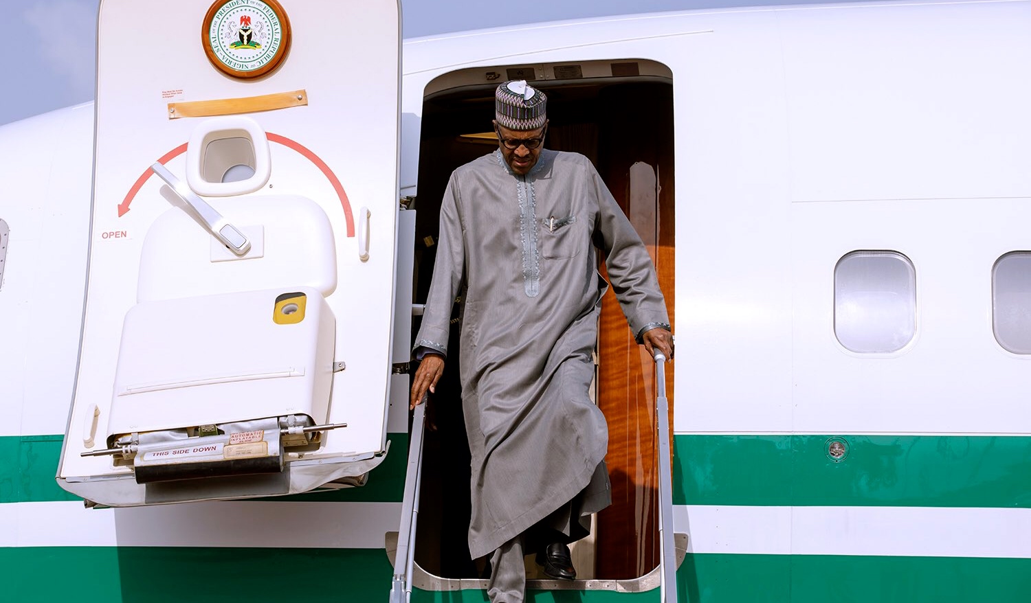 Mo' government, Mo' problems